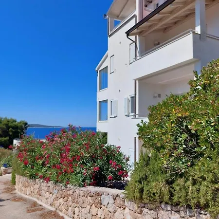 Sunny Terrace Hvar *